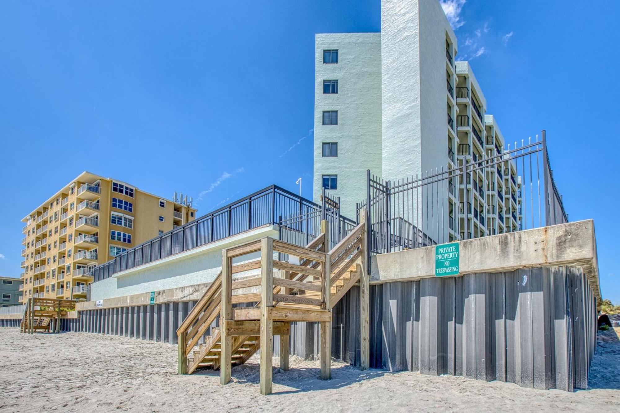 Ocean View With A Beachfront Pool At Ocean Trillium Condo ~ 403 New Smyrna Beach Buitenkant foto