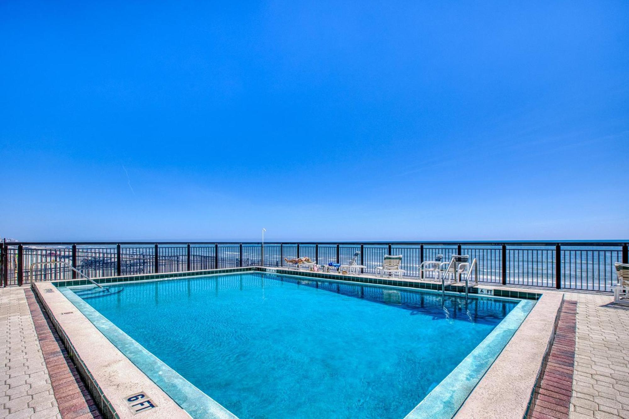 Ocean View With A Beachfront Pool At Ocean Trillium Condo ~ 403 New Smyrna Beach Buitenkant foto